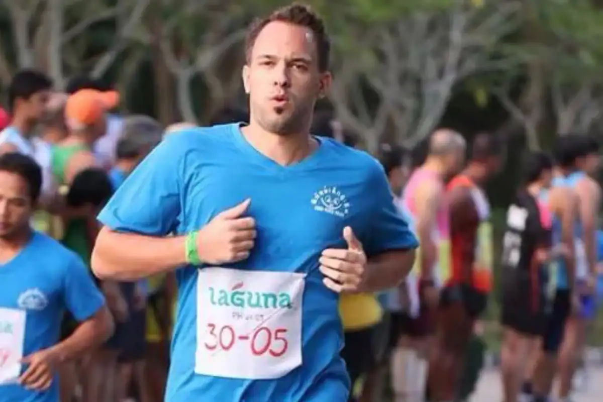 Michael Pein läuft einen Marathon – Symbol für Leistungsdenken und persönlichen Wandel auf dem Weg zur Achtsamkeit